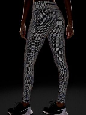 Lululemon Size 4 Limited Edition Swift Speed Reflective MR Tight 28" NWT Legging